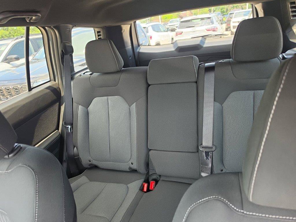 New 2026 Jeep Cherokee Laredo AWD/4WD image 12