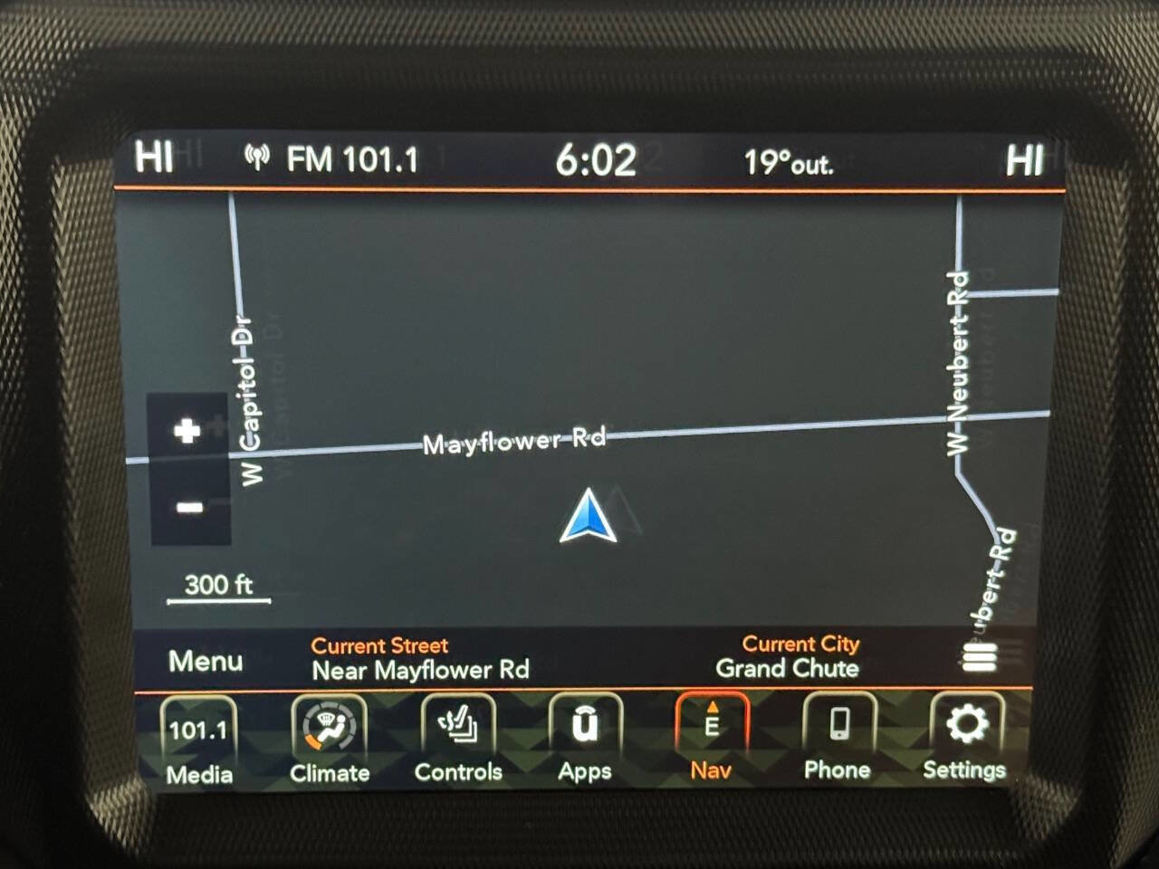 Used 2021 Jeep Wrangler Unlimited Sahara w/ Cold Weather Group image 33