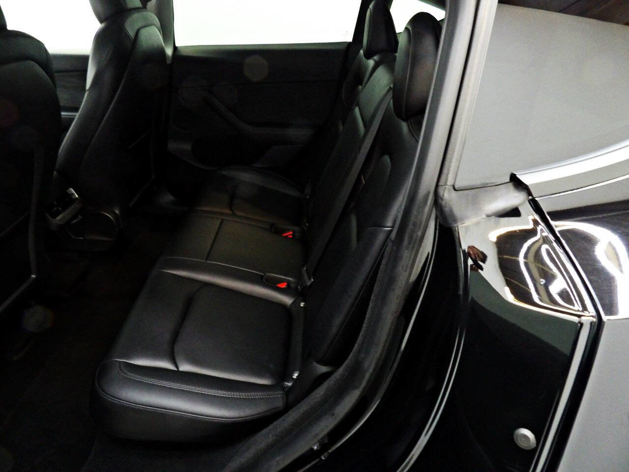 Used 2023 Tesla Model Y Performance AWD/4WD image 10