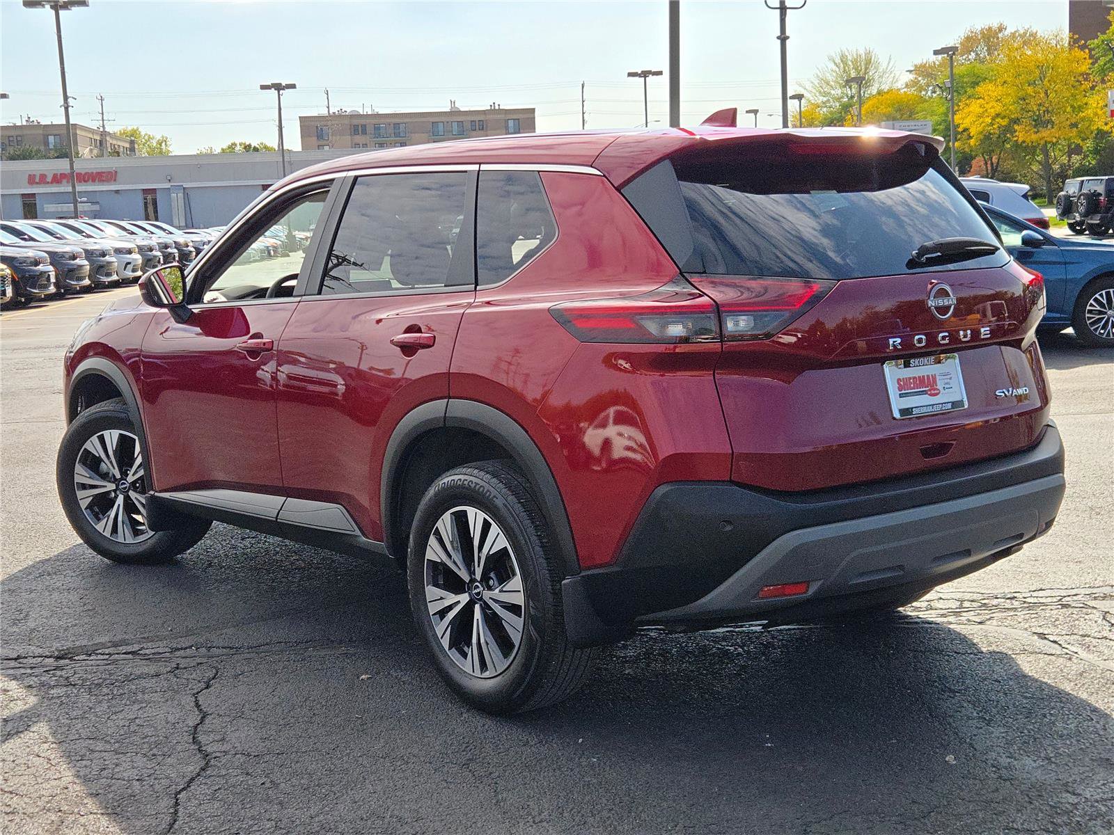 Used 2023 Nissan Rogue SV image 16