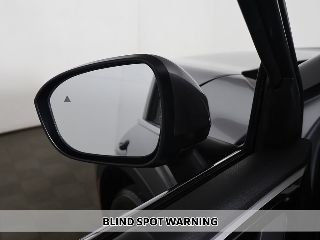 Used 2024 Mitsubishi Outlander SE Black Edition FWD image 6