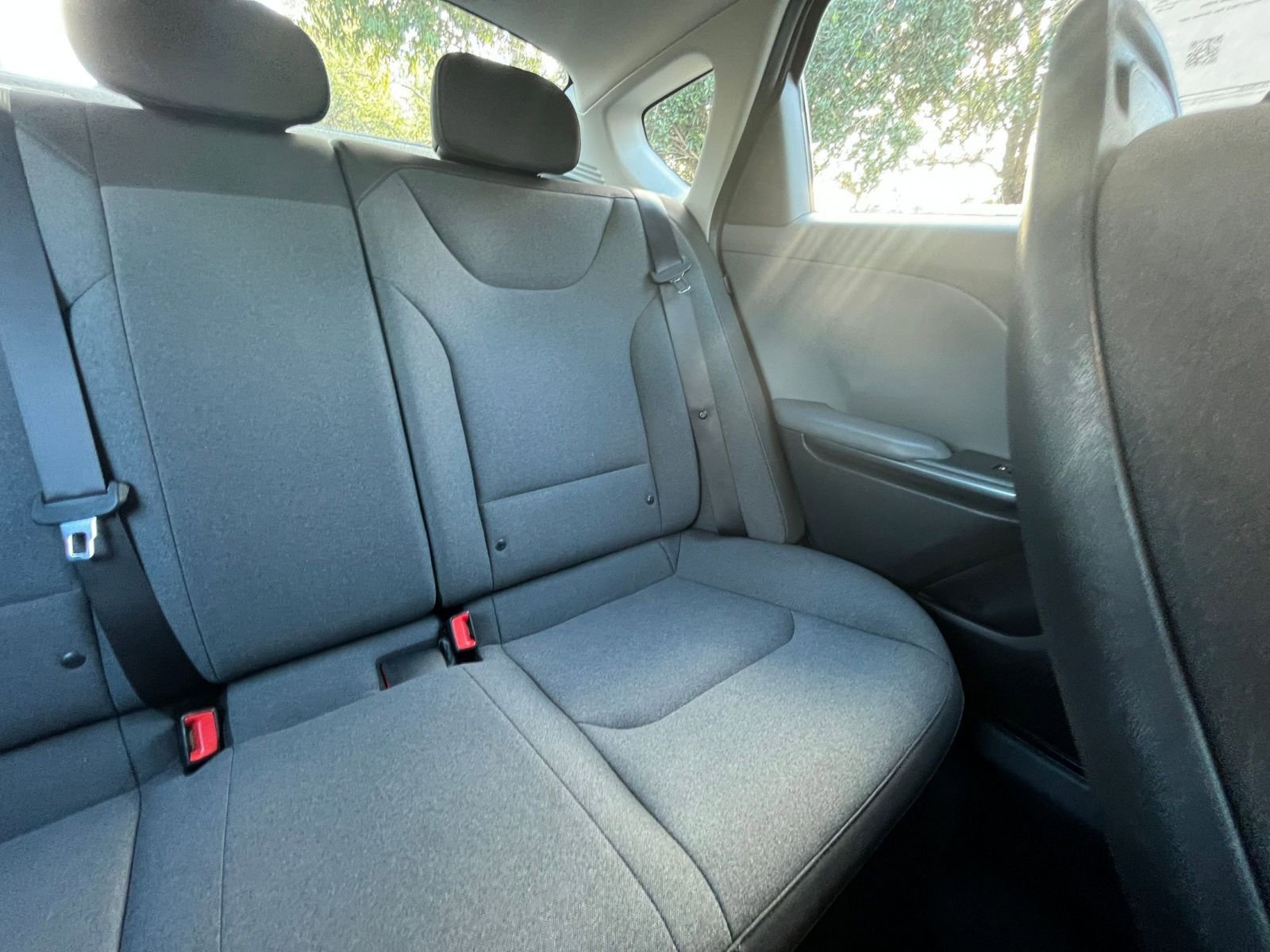 Used 2025 Kia K4 LXS image 36