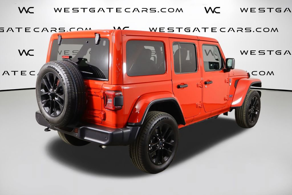 Used 2025 Jeep Wrangler Unlimited Sahara w/ Safety Group image 51