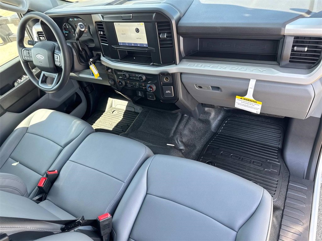 New 2025 Ford F350 XL w/ XL Chrome Package image 23
