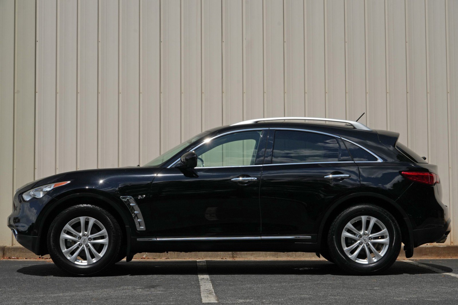 Used 2014 INFINITI QX70 2WD w/ Premium Package image 8