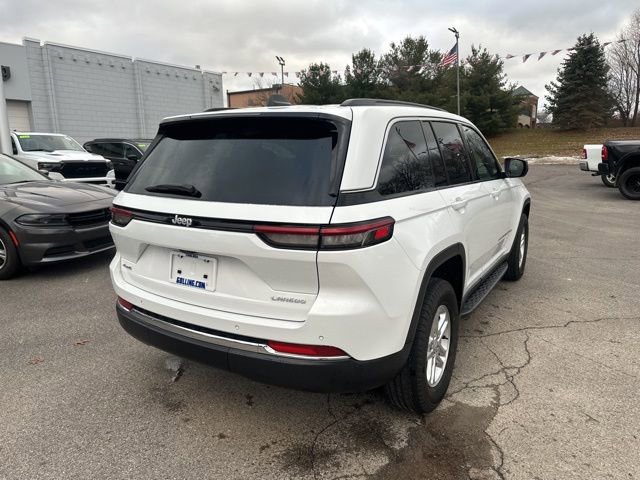 Certified 2025 Jeep Grand Cherokee Laredo w/ Luxury Tech Group I image 3