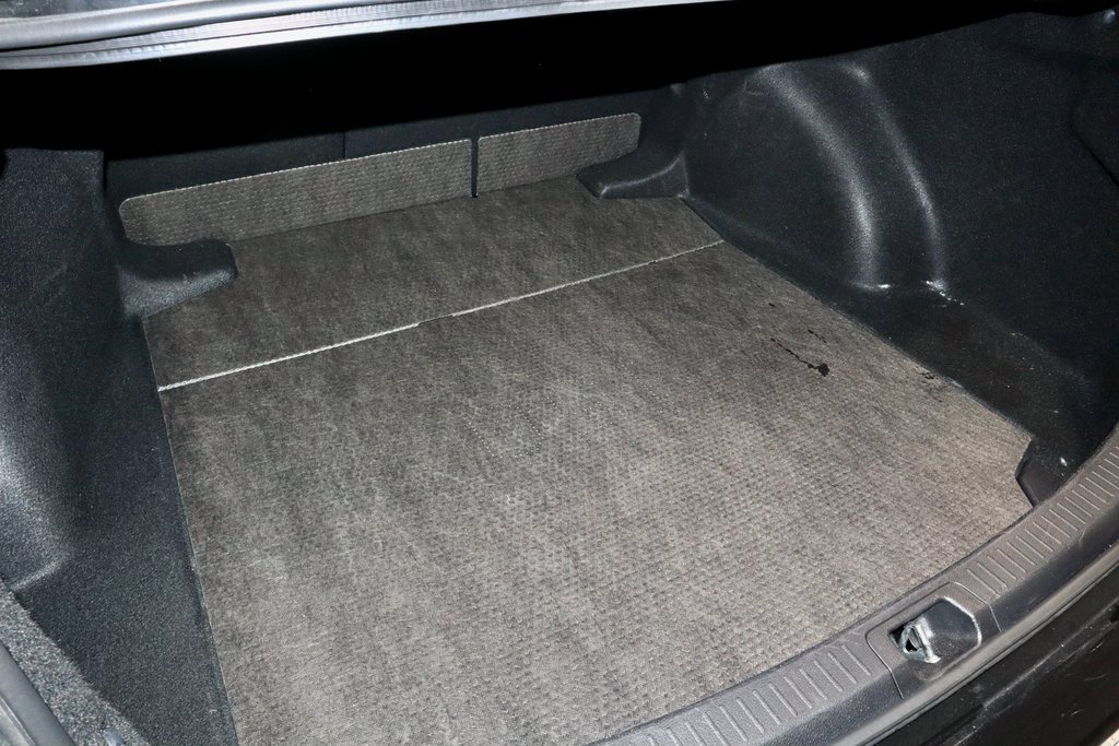 Used 2025 Toyota Corolla LE image 14