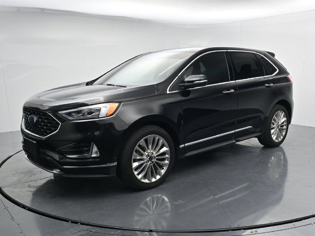 Used 2020 Ford Edge Titanium w/ Equipment Group 301A FWD image 4