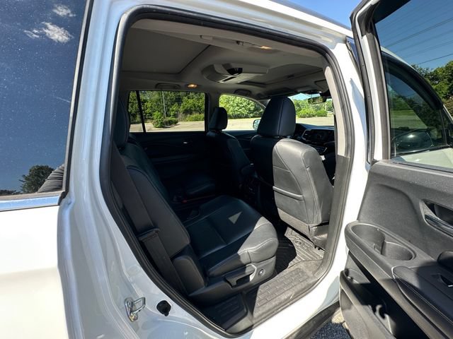 Used 2020 Honda Pilot Elite image 17