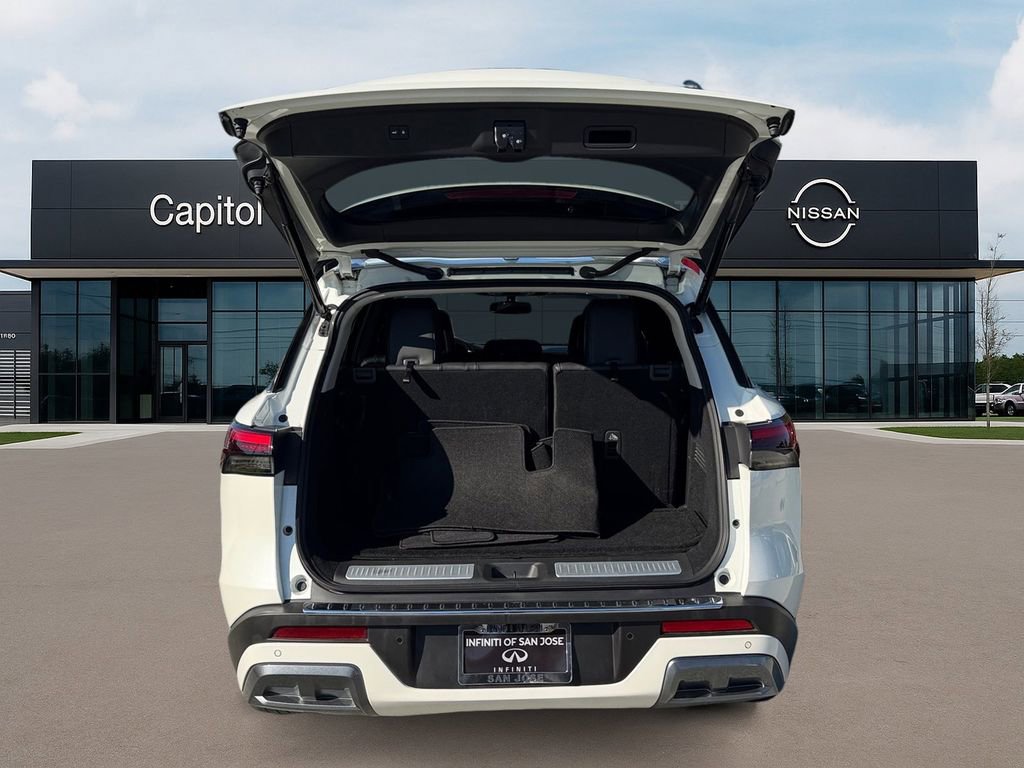 Used 2022 INFINITI QX60 Luxe w/ Performance Audio Package image 10