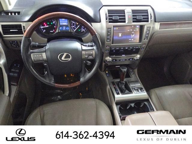 Used 2015 Lexus GX 460 w/ Premium Package image 17