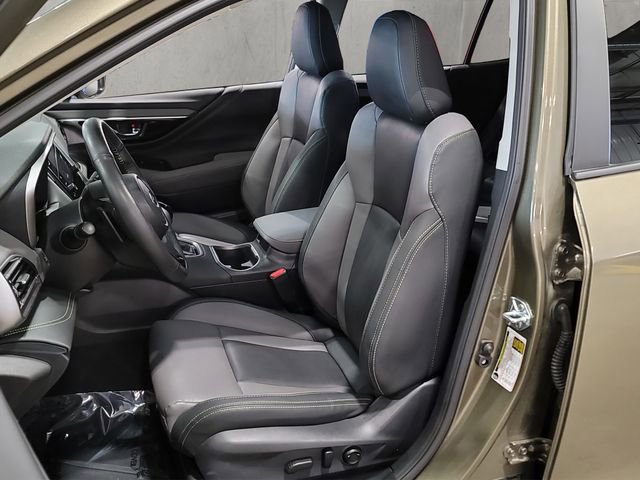 Used 2025 Subaru Outback Onyx Edition AWD/4WD image 10