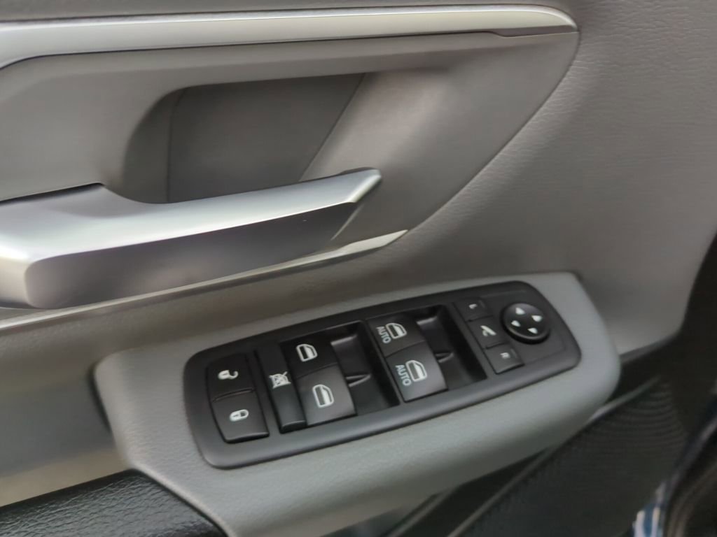 Used 2020 RAM 1500 Big Horn image 43