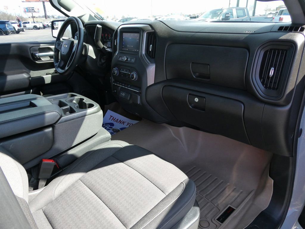 Certified 2025 Chevrolet Silverado 1500 Custom image 15