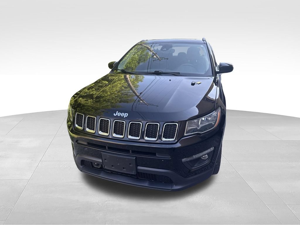 Used 2020 Jeep Compass Latitude AWD/4WD image 3