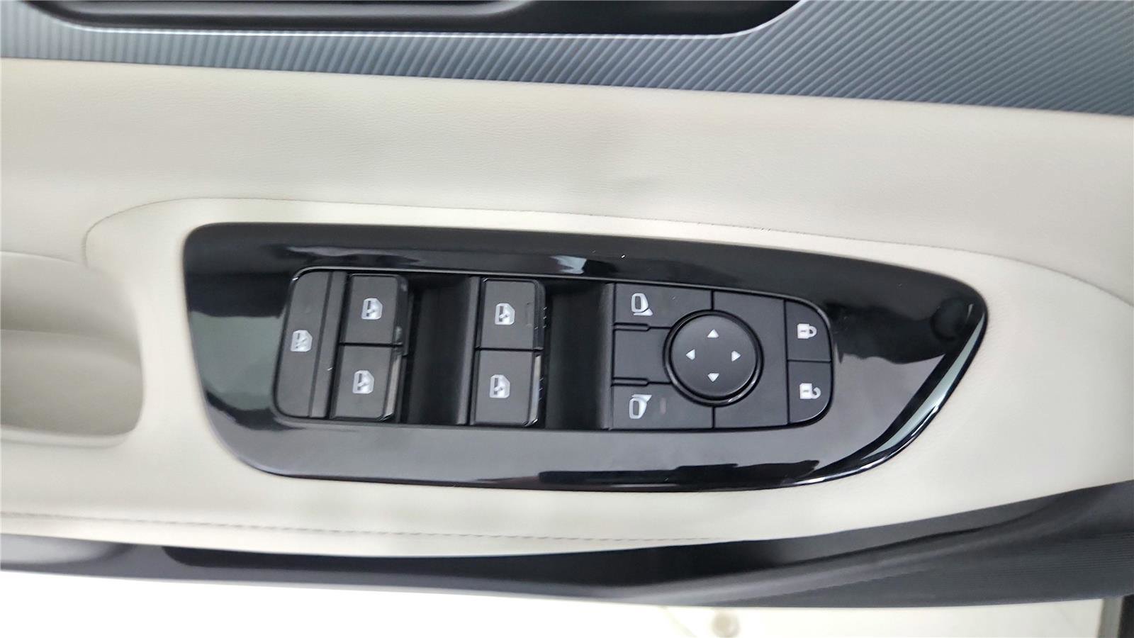 New 2026 Nissan Murano SL AWD/4WD image 10