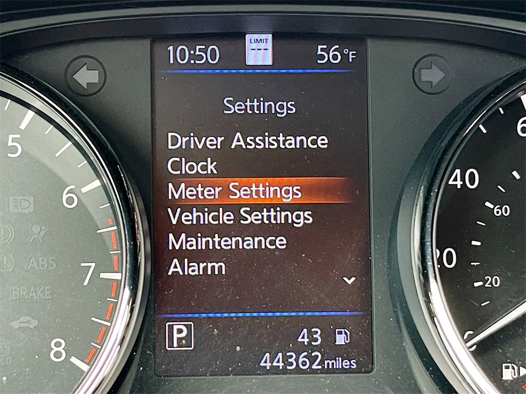 Used 2022 Nissan Rogue Sport SL w/ Premium Package image 12