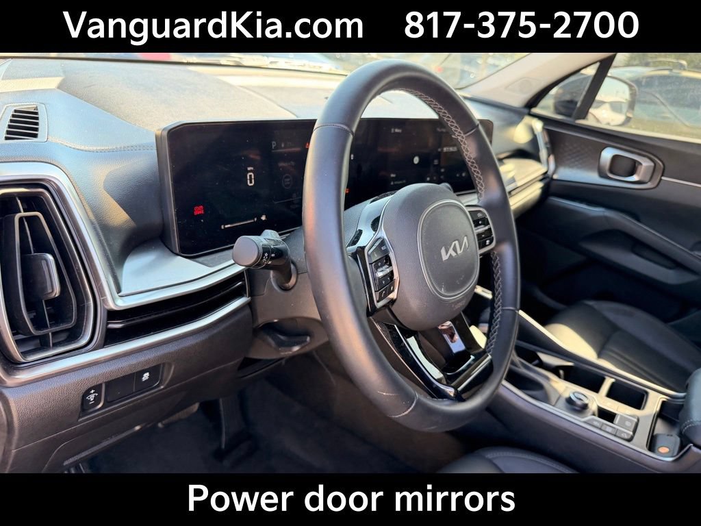 Certified 2025 Kia Sorento S w/ Panoramic Sunroof Package FWD image 14