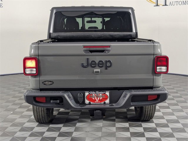 Used 2021 Jeep Gladiator Sport image 6