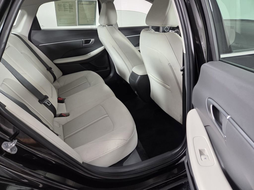 Used 2025 Hyundai Sonata SEL FWD image 27