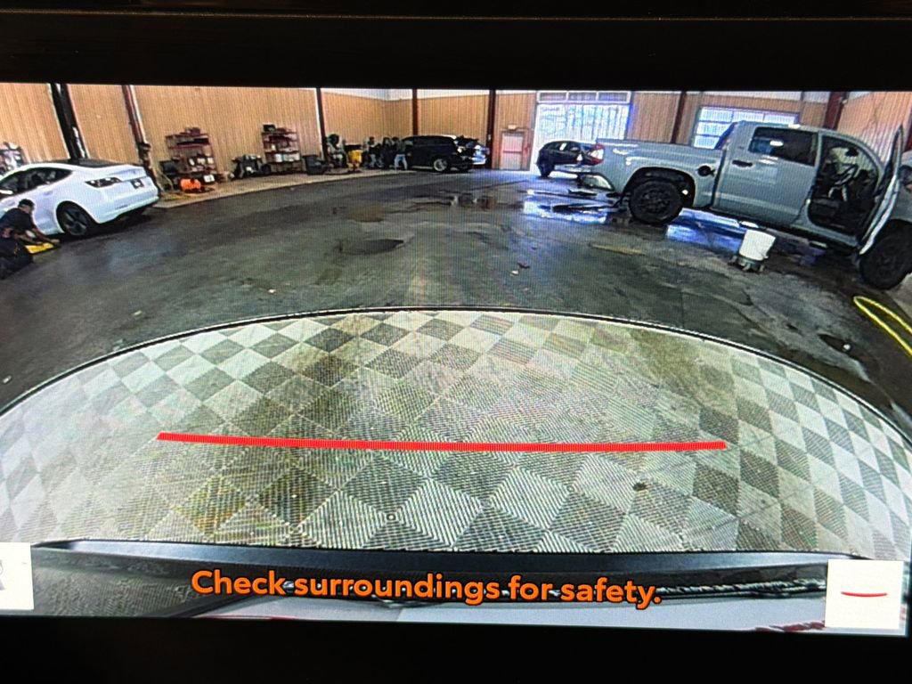 Used 2023 Toyota RAV4 LE image 29