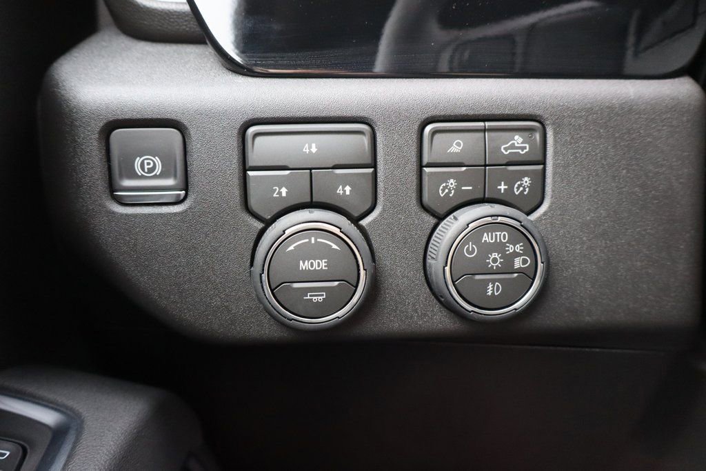 New 2026 Chevrolet Silverado 3500 LT w/ All Star Edition AWD/4WD image 13
