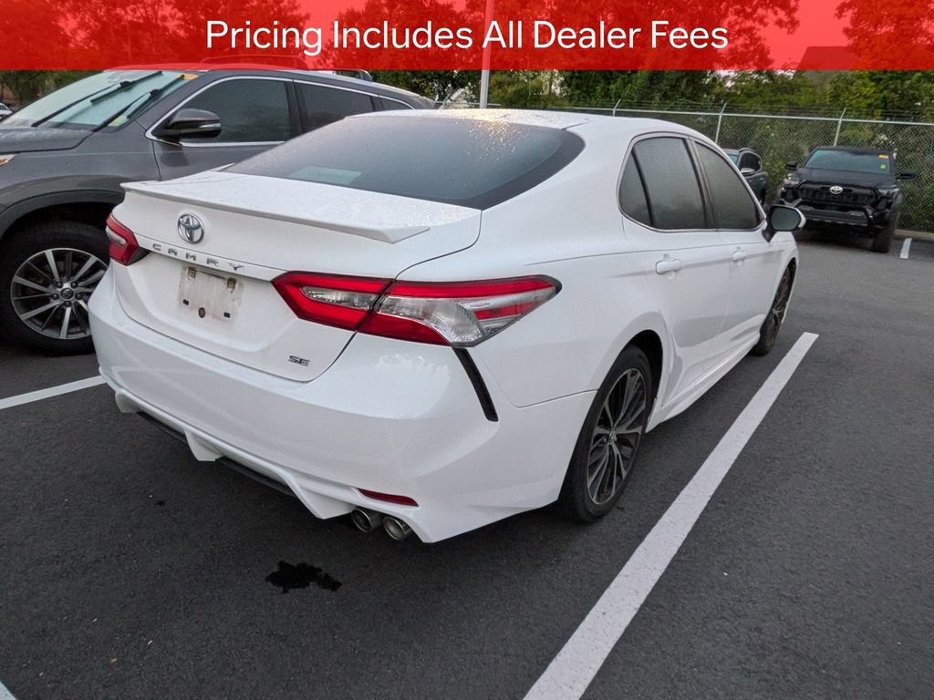 Used 2018 Toyota Camry SE FWD image 7