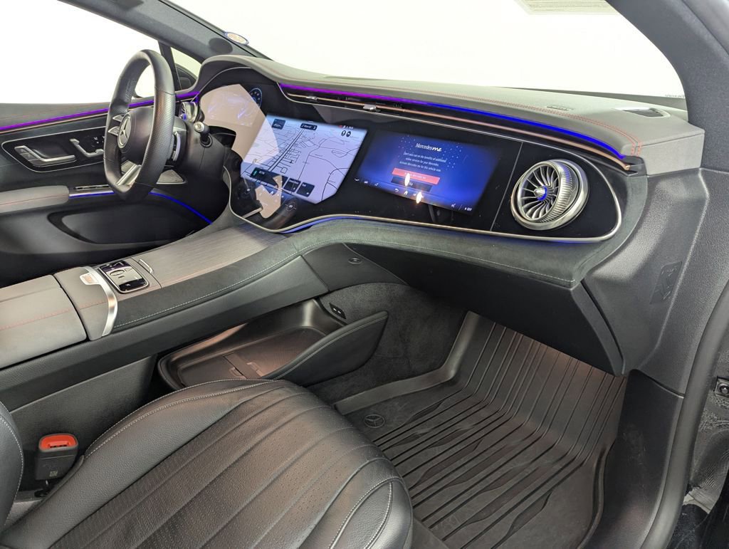 Used 2022 Mercedes-Benz EQS 580 4MATIC Sedan image 34