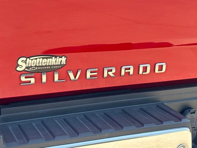 Used 2015 Chevrolet Silverado 2500 LTZ w/ Duramax Plus Package AWD/4WD image 15