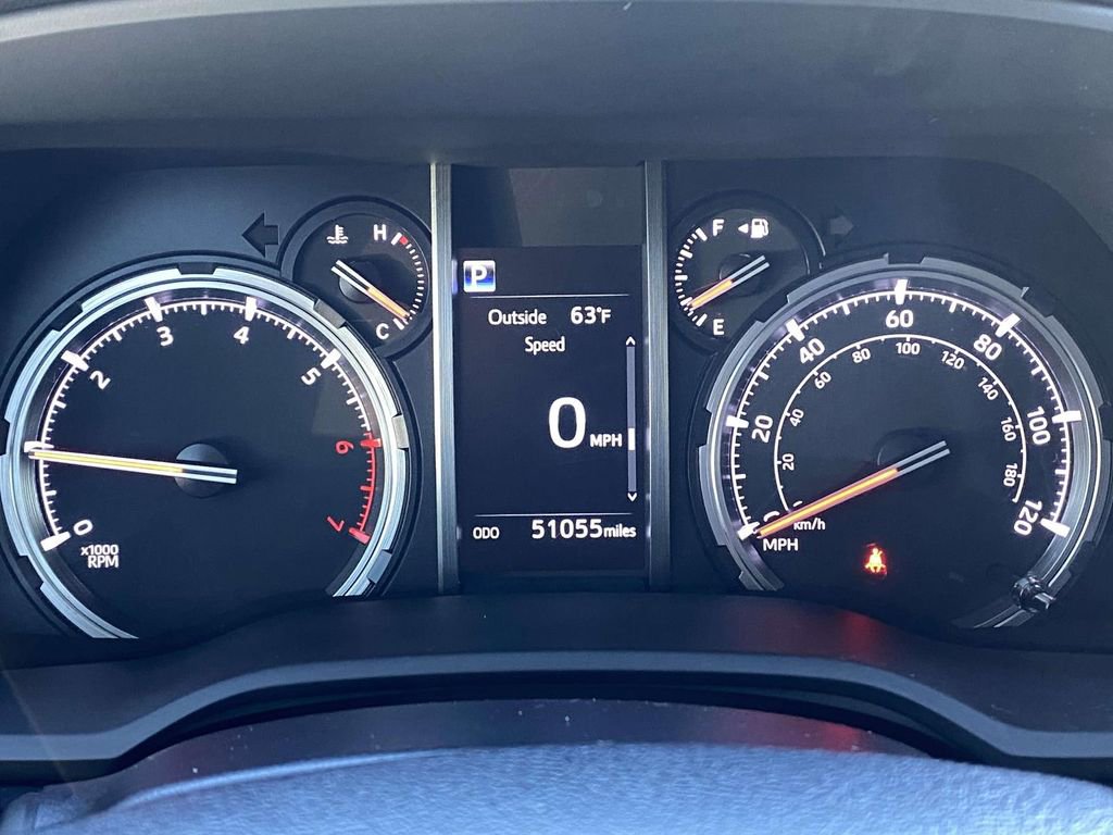 Used 2022 Toyota 4Runner Limited image 32