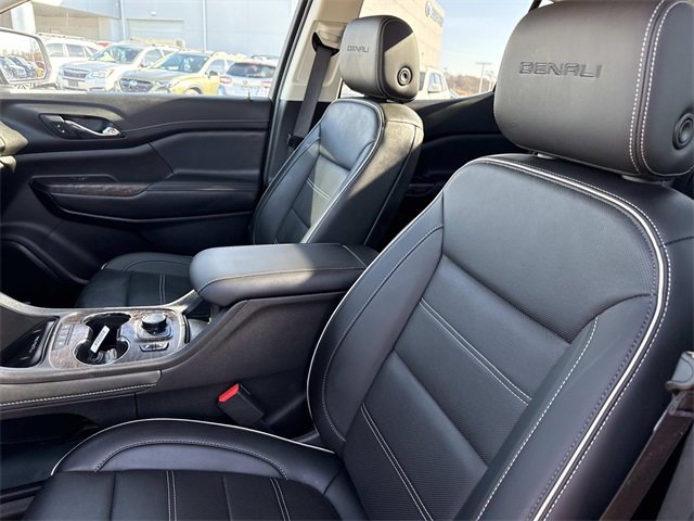 Certified 2023 GMC Acadia Denali w/ Black Diamond Edition image 13
