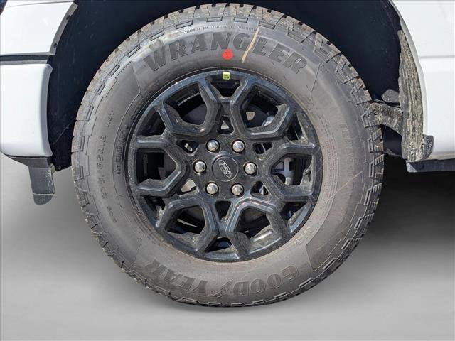 New 2026 Ford F150 XLT w/ Equipment Group 302A MID image 9