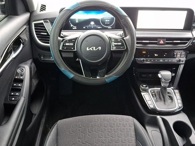 Used 2024 Kia Seltos S image 11