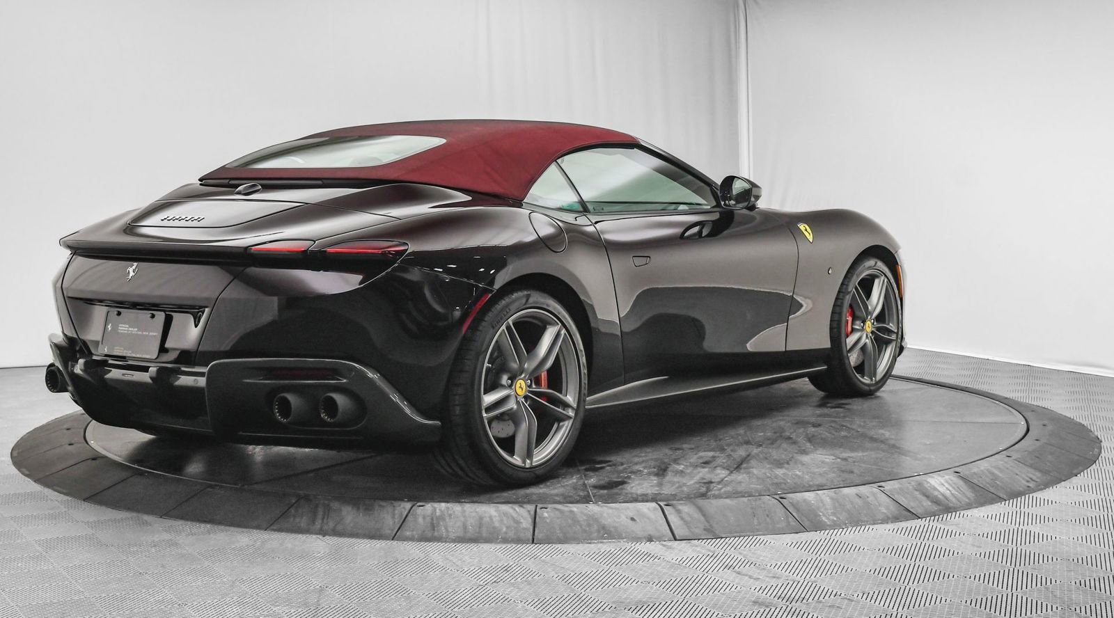 Used 2024 Ferrari Roma Spider image 64