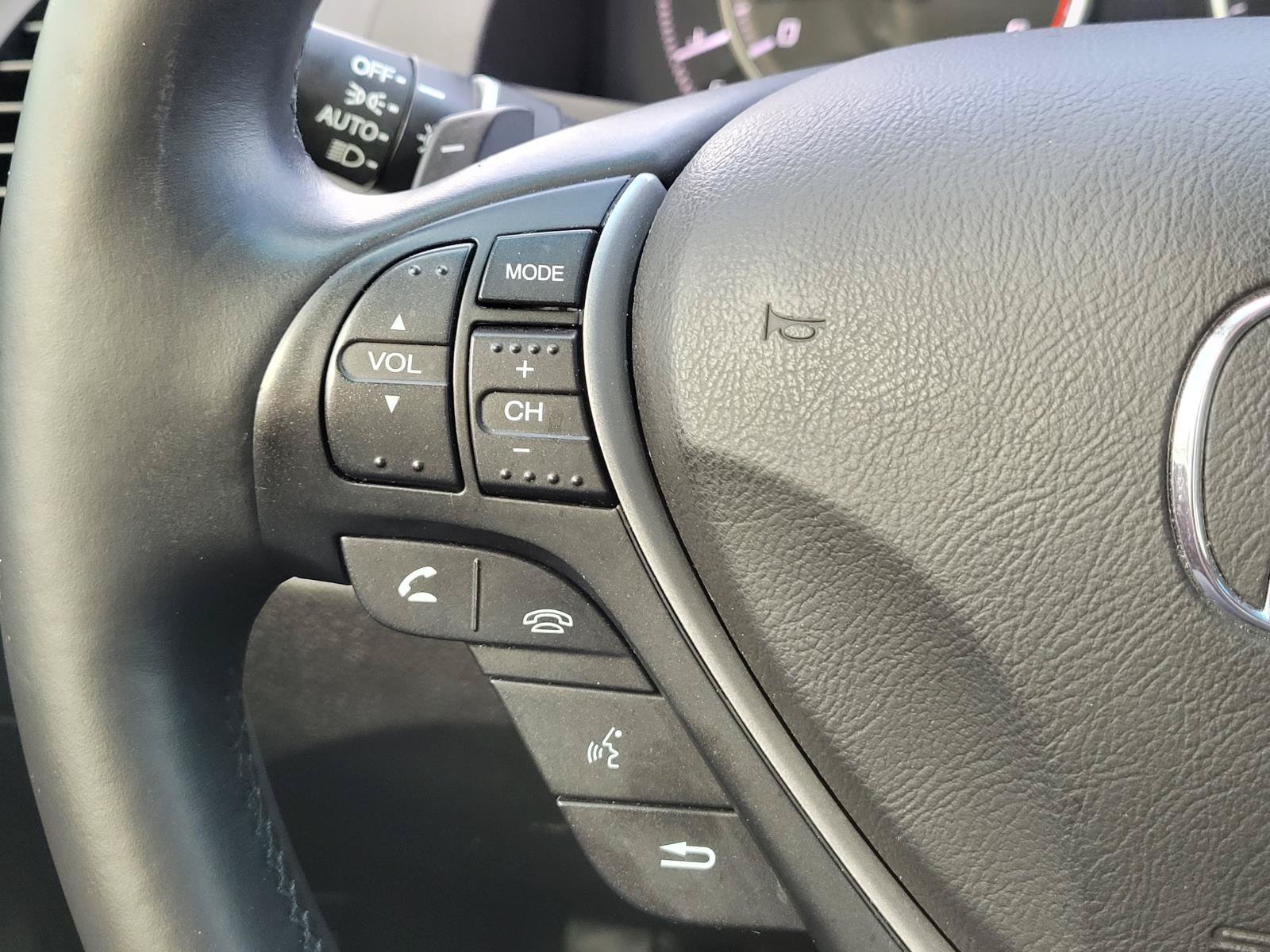 Used 2015 Acura RDX w/ Technology Package FWD image 9