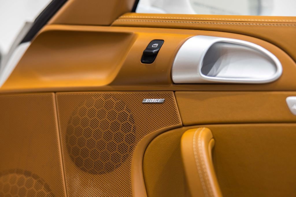 Used 2011 Porsche 911 Turbo S image 18