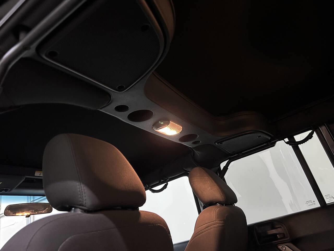 Used 2017 Jeep Wrangler Unlimited Sport image 31