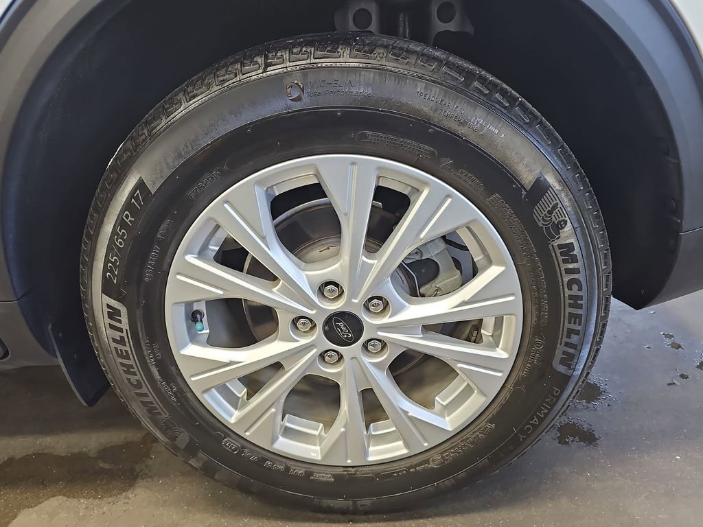 Used 2023 Ford Escape Active w/ Cold Weather Package image 33