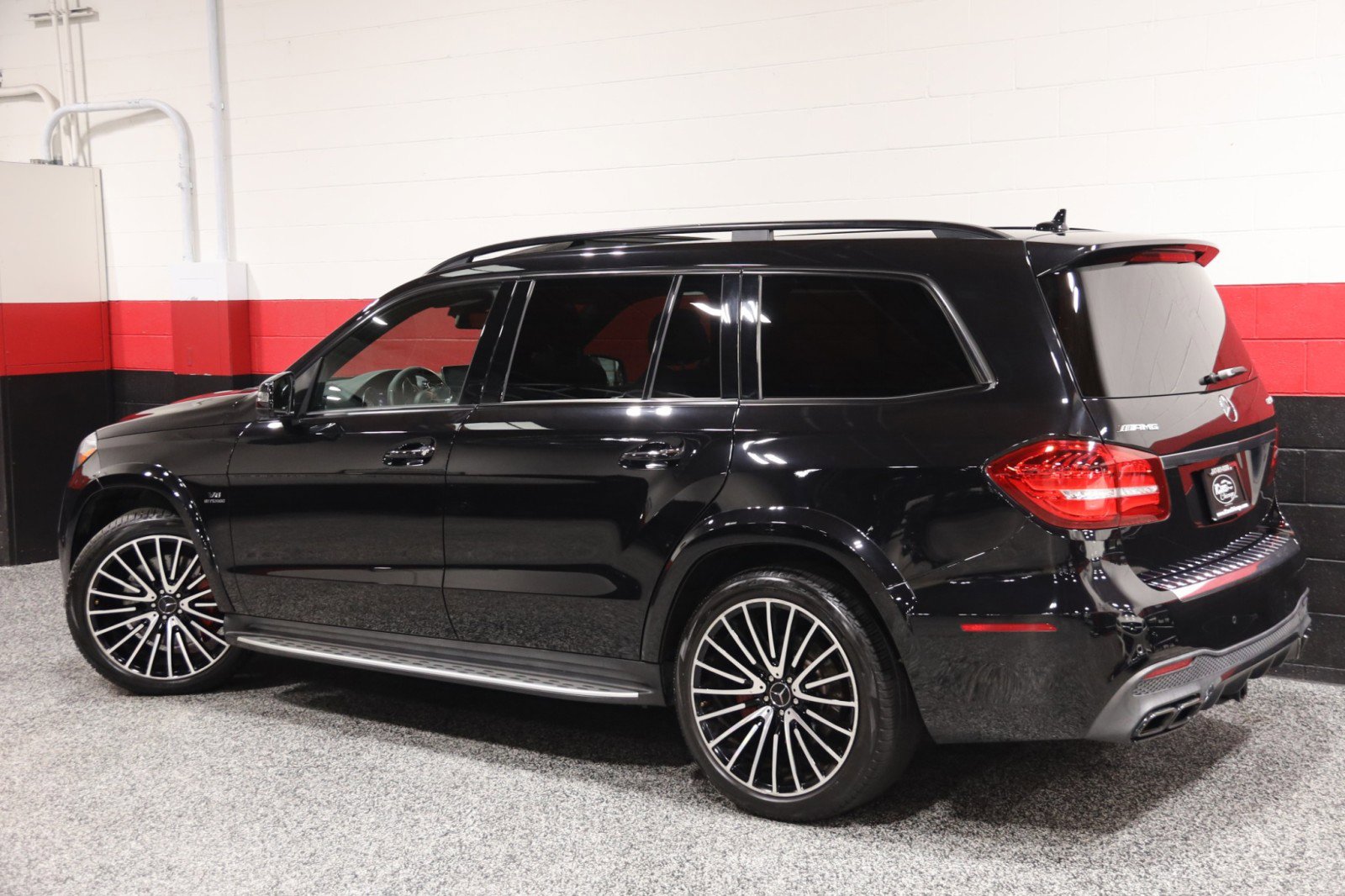 Used 2019 Mercedes-Benz GLS 63 AMG 4MATIC w/ AMG Night Styling Package image 25