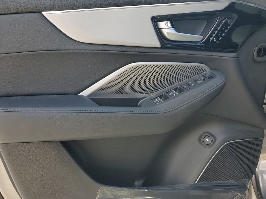 New 2026 Acura MDX FWD image 18