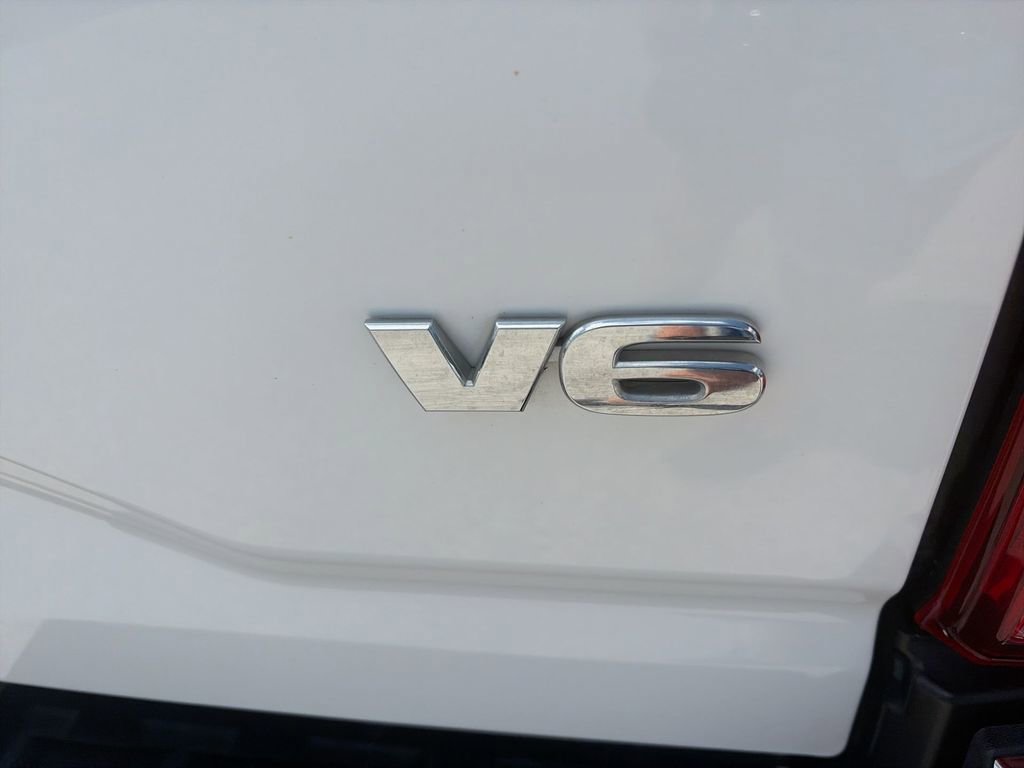 Used 2020 Toyota Tacoma SR5 AWD/4WD image 34