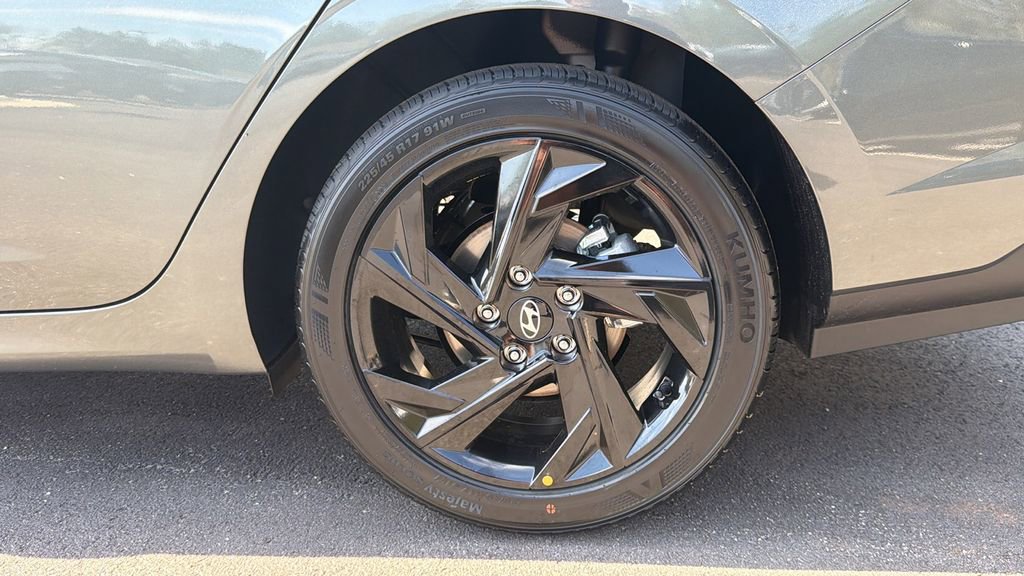 New 2026 Hyundai Elantra Sport image 18