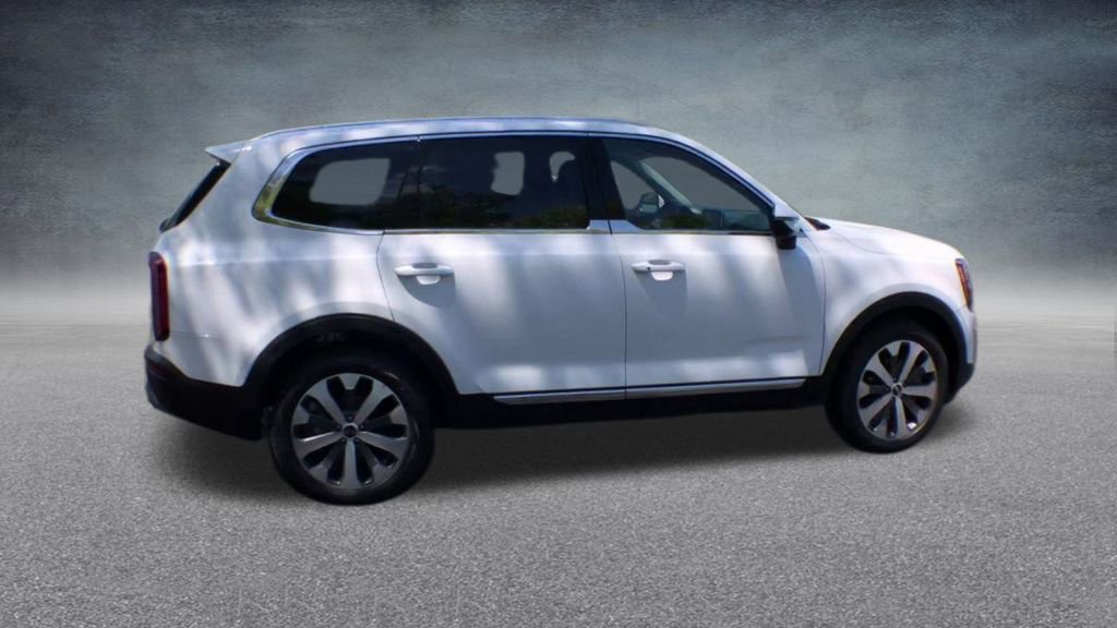 Used 2021 Kia Telluride EX w/ EX Premium Package image 24