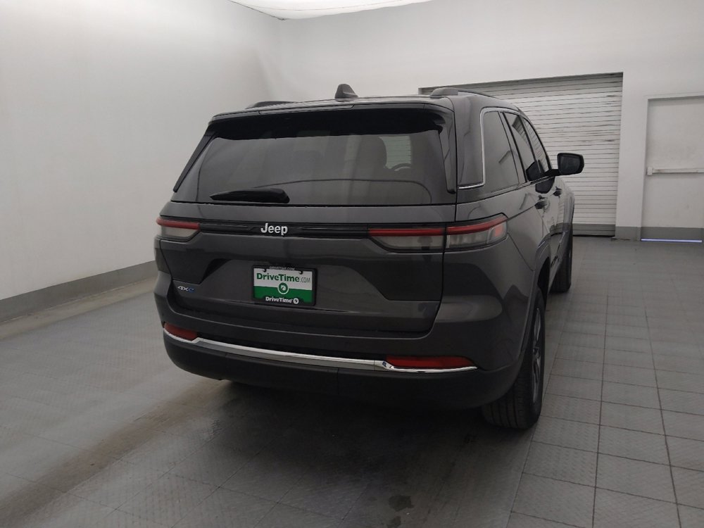 Used 2022 Jeep Grand Cherokee Limited 4xe image 7