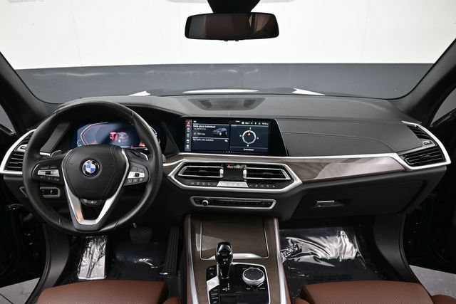 Used 2023 BMW X5 xDrive40i AWD/4WD image 14
