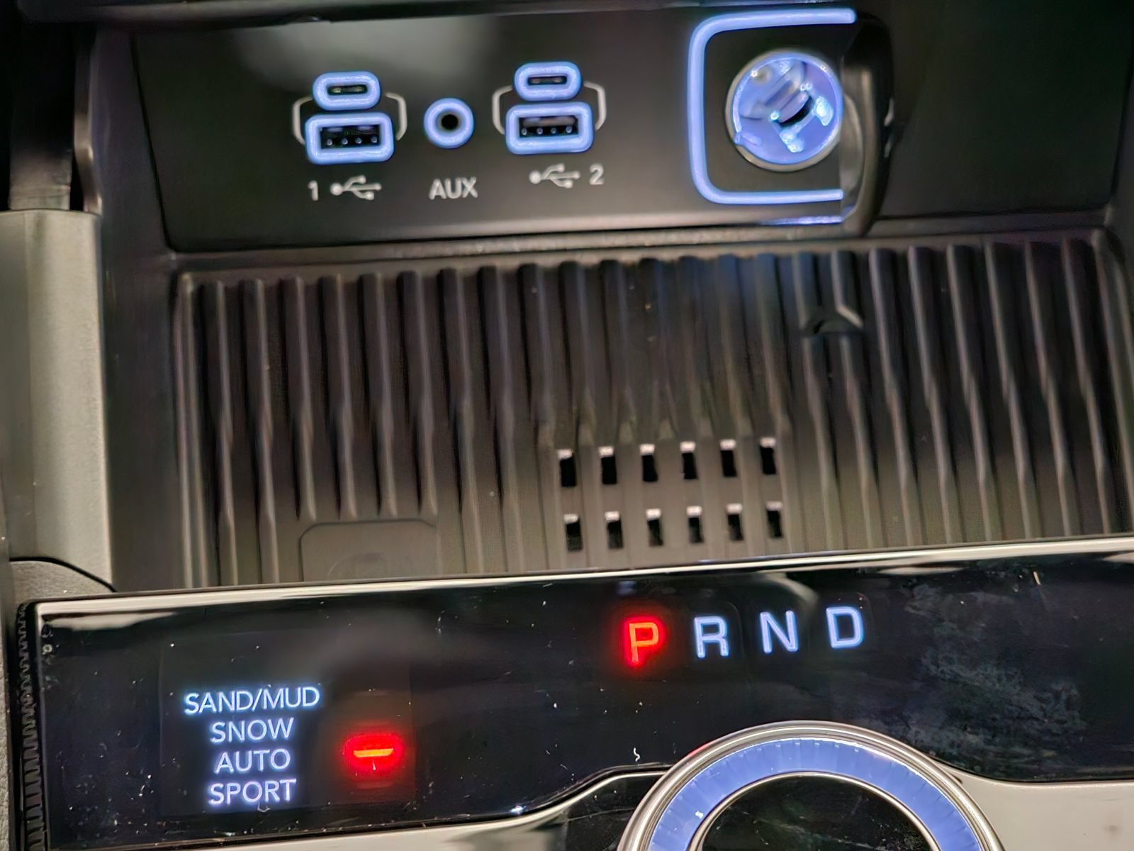 New 2027 Jeep Grand Cherokee Limited AWD/4WD image 13