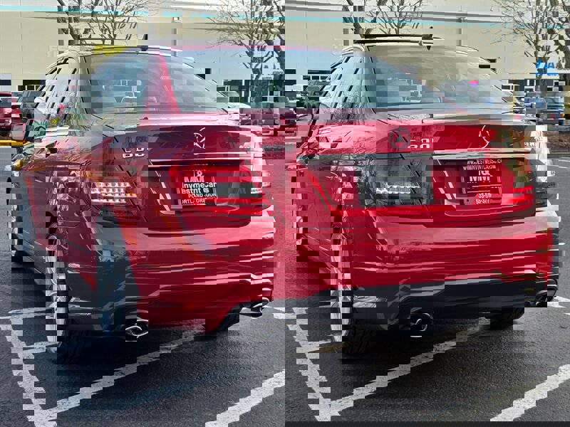 Used 2013 Mercedes-Benz C 300 4MATIC Sedan image 8