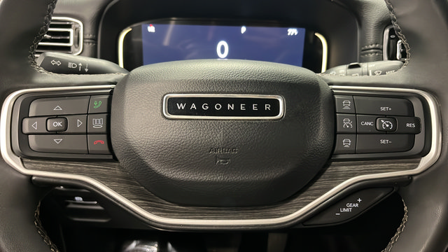 Used 2022 Jeep Wagoneer Series III AWD/4WD image 15