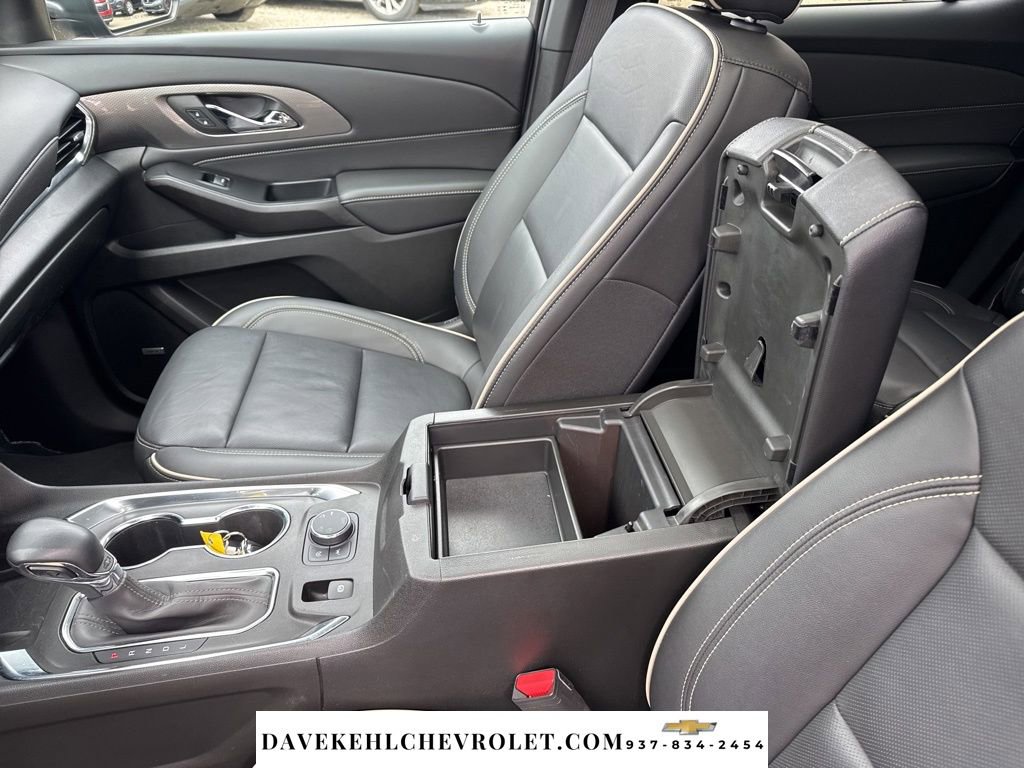 Used 2023 Chevrolet Traverse Premier w/ Redline Edition image 18
