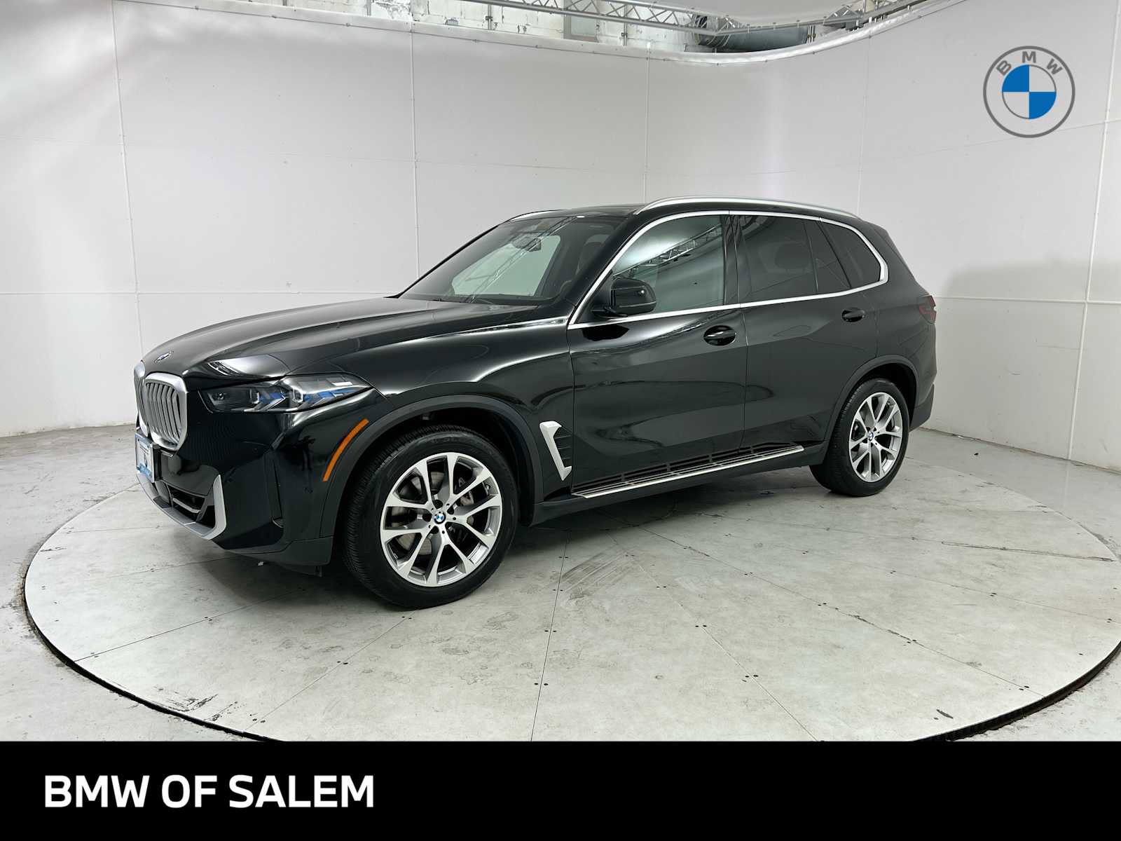 Used 2024 BMW X5 xDrive40i w/ Premium Package